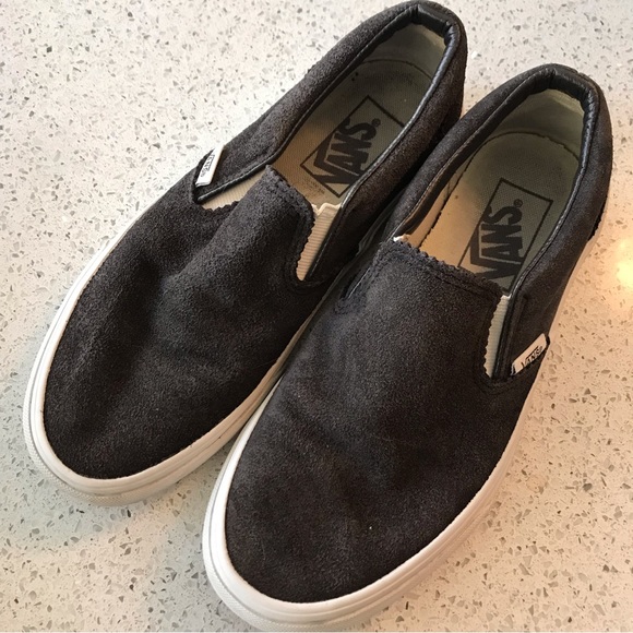 Vans - Picture 2 of 6